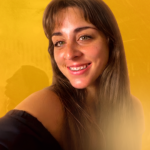Una Más